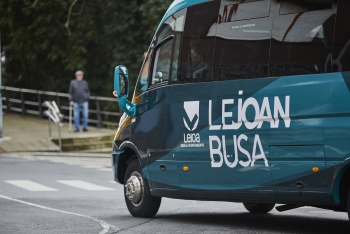 Lejoan Busa gratuito. / Lejoan Busa doan.