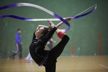 Gimnasia rítmica. / Gimnasia erritmikoa.